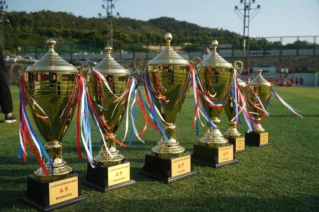 打破得分荒！李凯尔砍22分 仅靠他一人难赢球